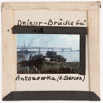 Vorschaubild Dnjepr-Brücke bei Antonowka / Cherson (Foto 1942/43) 